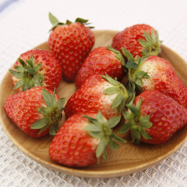 奶油草莓 250g