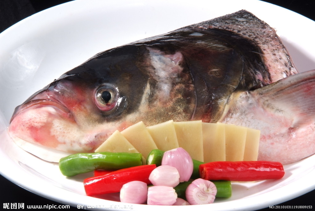 现杀胖头鱼头,大头鱼头,松鱼头,深圳海鲜,水产品