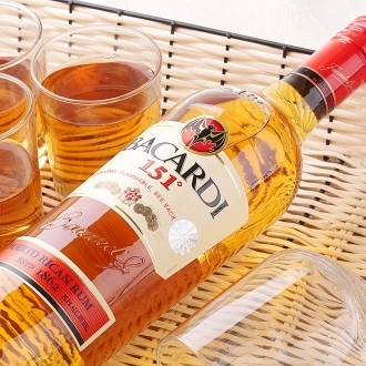 百加得151朗姆酒