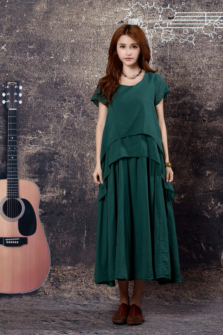 本店出售韩国正品"伊思 its skin" 品牌化妆品,以及外贸服饰