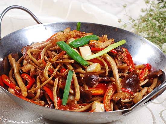 干锅茶树菇——姚味馆