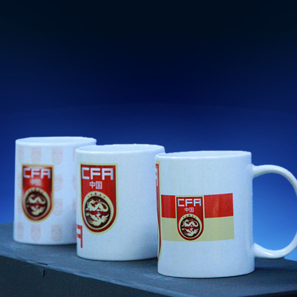 中国足协中国之队特许产品--队徽马克杯(主标)