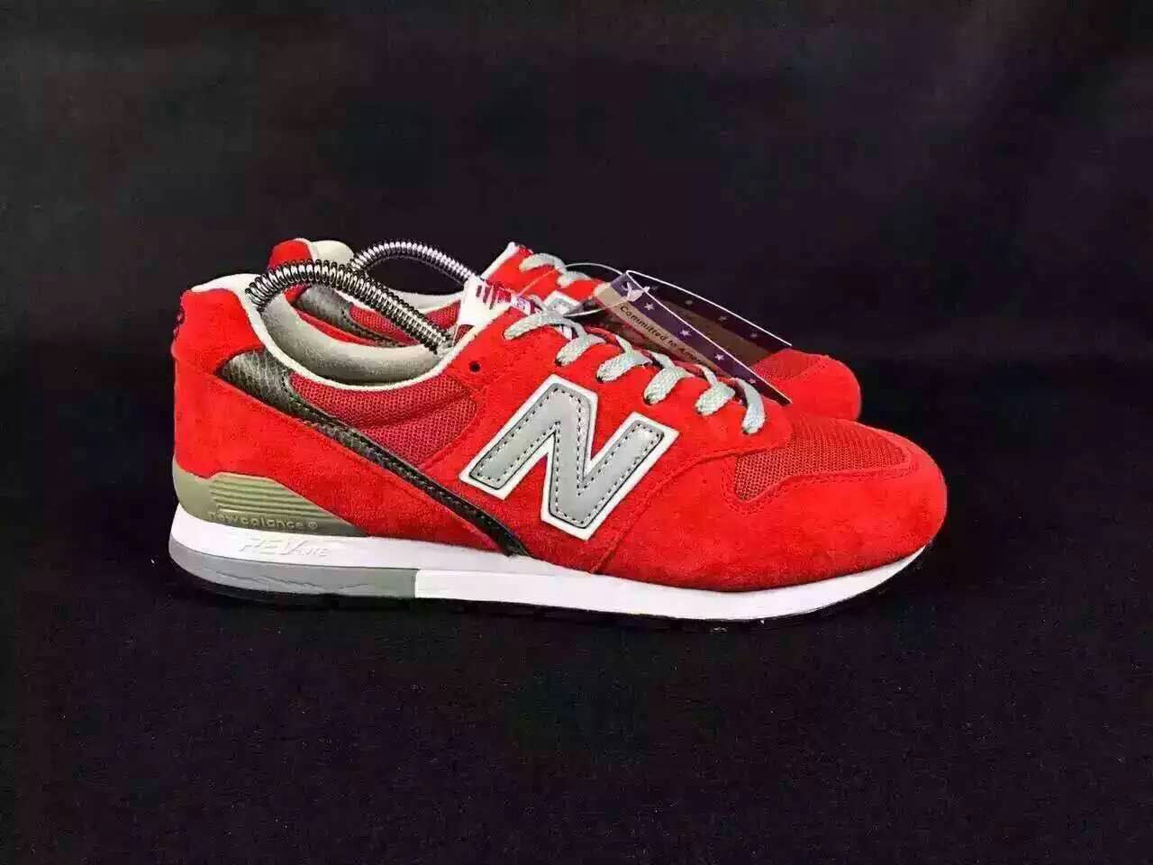 热卖推荐新百伦996经典款 中国红? 顶级猪八革