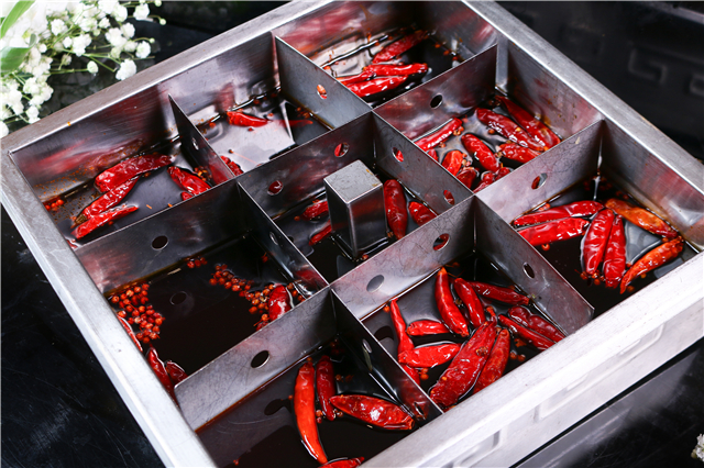 巴渝红汤锅 - 重庆高老九火锅