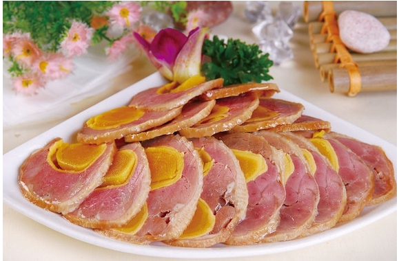 第一春蛋黄鸭卷