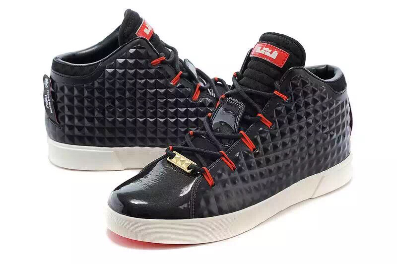 詹姆斯12代休闲鞋40-46