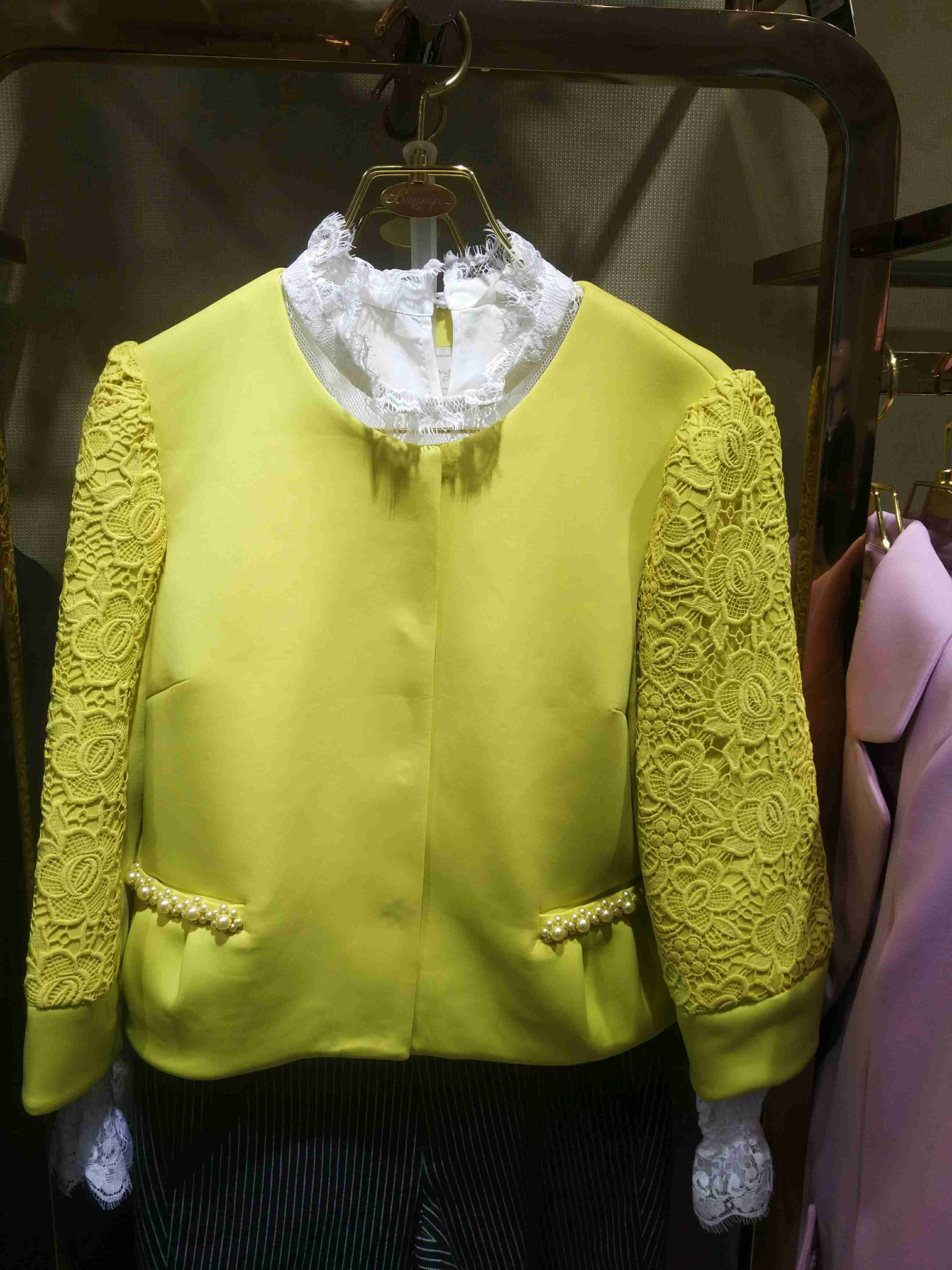 巴黎春天时尚女装生活馆