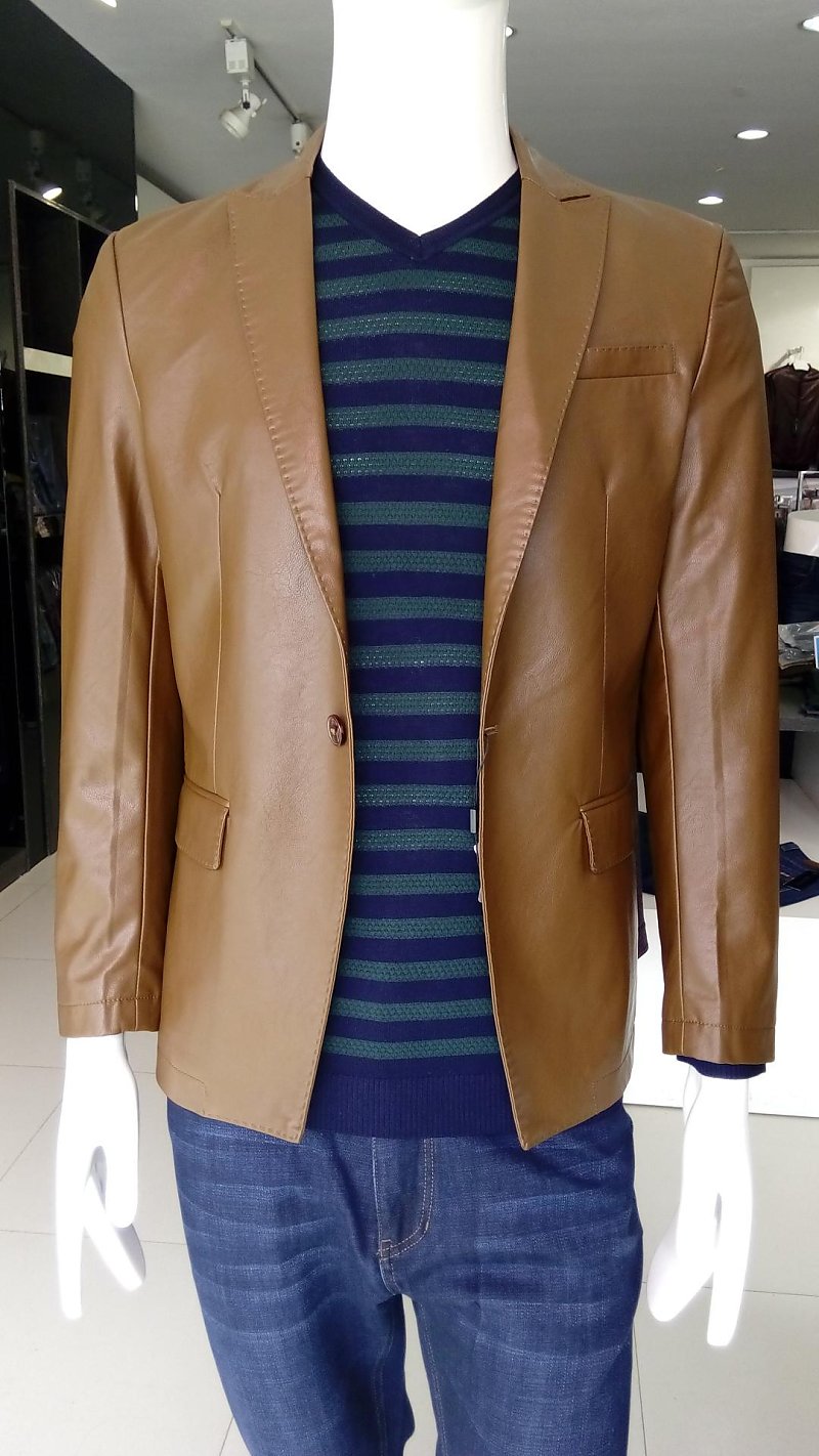 宝威男装-2015款秋季休闲皮西服 如有中意,请电联商家了解详情 地址