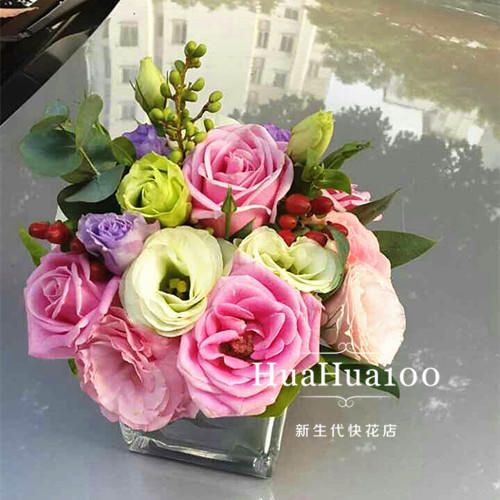 粉色小瓶花花丨5朵玫瑰（含花瓶） 商品图1