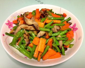 炒小菜(时令蔬菜) 每份