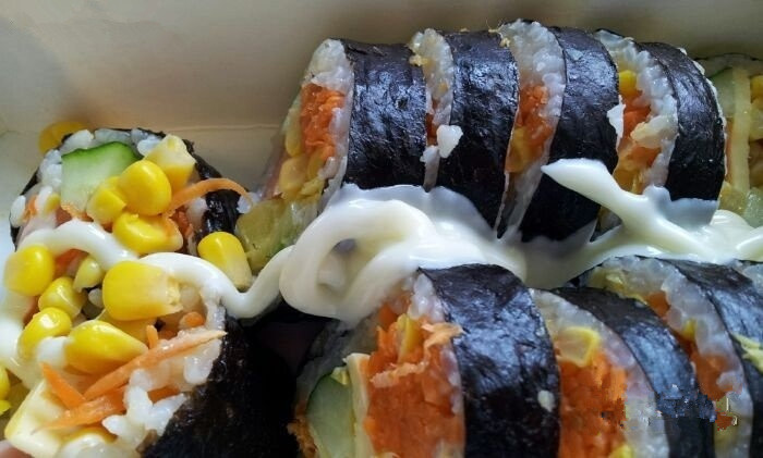 玉米沙拉紫菜包饭(江)