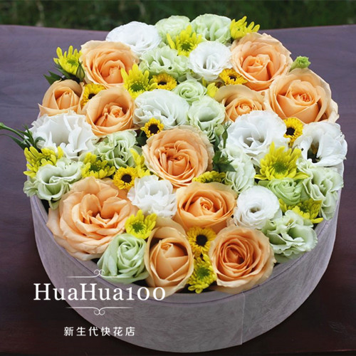 欣赏丨11朵香槟玫瑰桔梗花盒