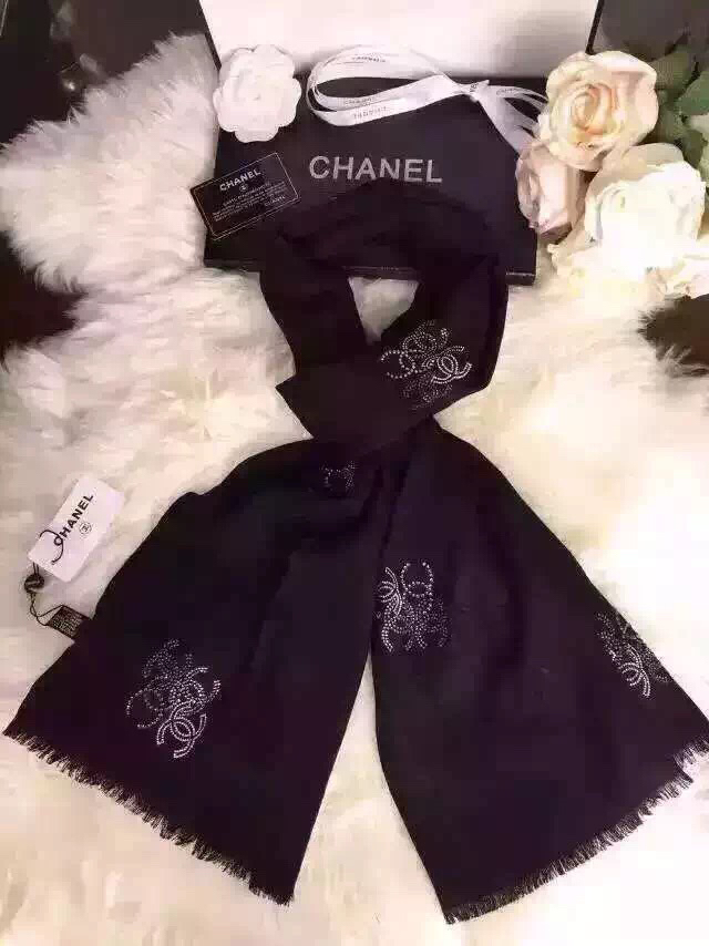 chanel小香钻石纹羊绒围巾