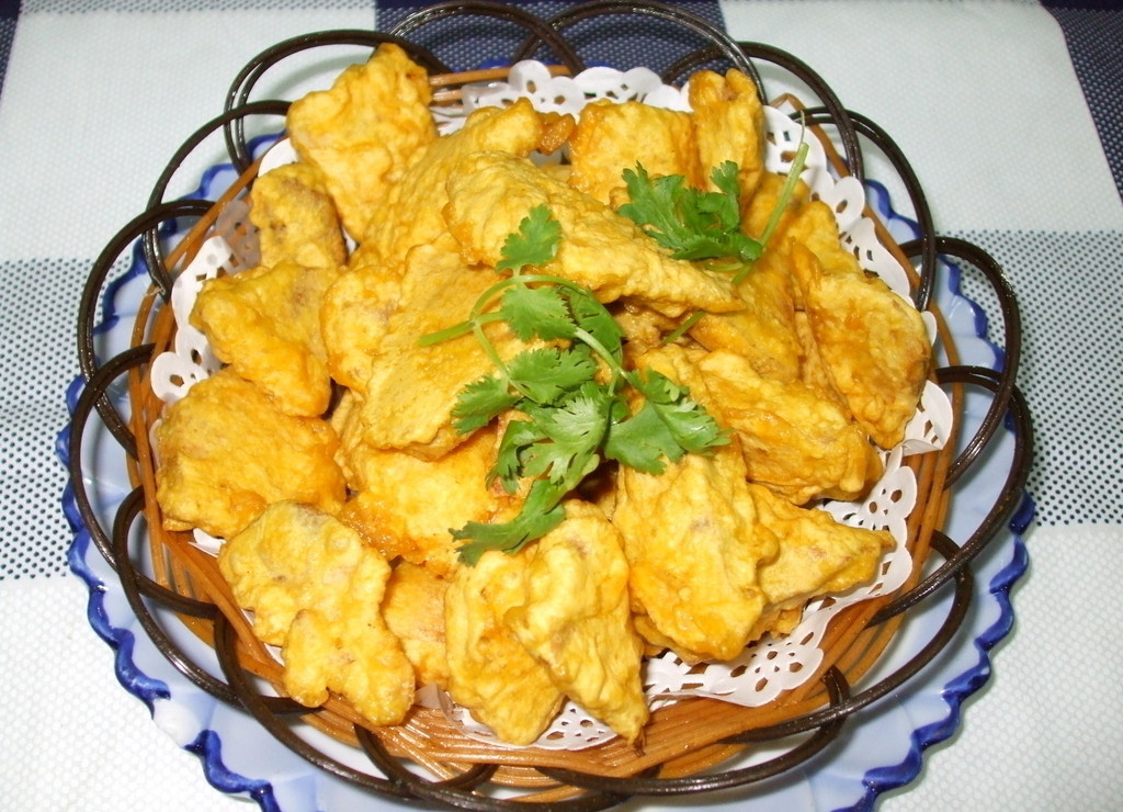 商品详情 芋头又名芋艿,为天南星科多年生草本植物芋的地下肉质球茎.