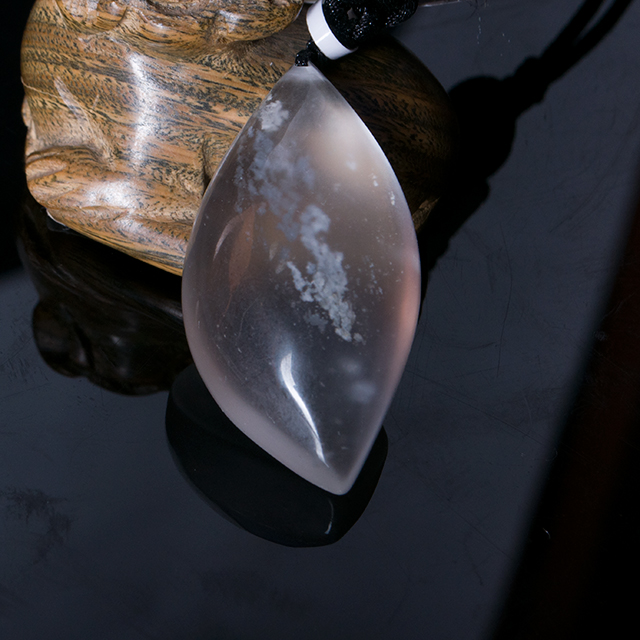 水沫玉飘花挂件