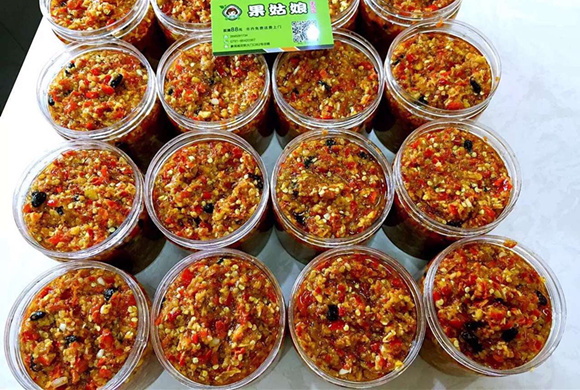 【秘制辣椒酱】1罐装