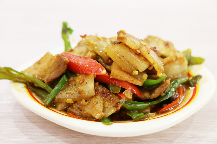 扫描二维码,访问我们的微信店铺 热门商品 回锅肉