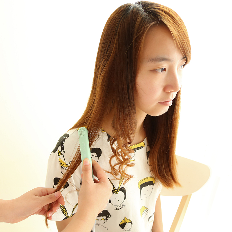 三年二班●迷你陶瓷拉直夹板电卷发棒直发器不伤发直卷两用刘海夹