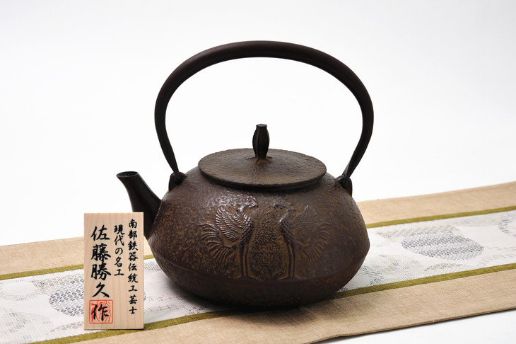 名家佐藤胜久又出新款铸铁壶 全手工打造铸铁珍品