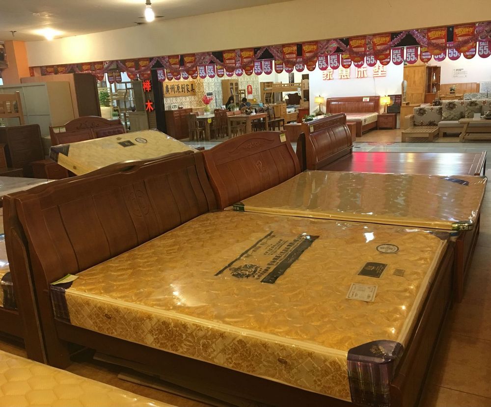 8*2米 裕宝家具                         扫描二维码,访问我们的微信