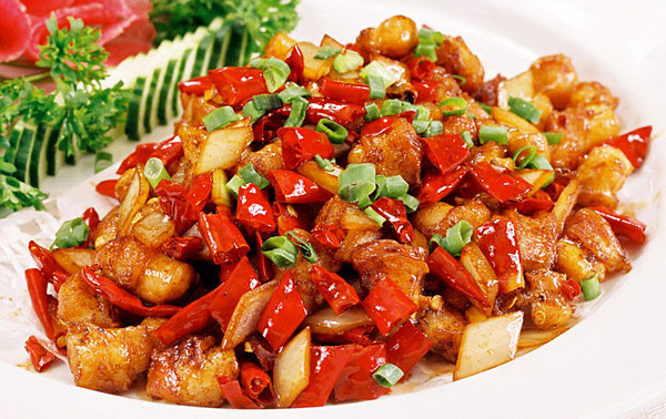 辣子鸡套餐饭(主荤菜时辣子鸡,其他配菜自己选择搭配)