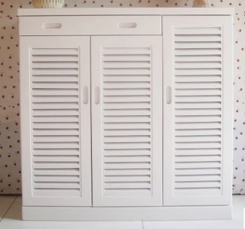 「二手精品」简约田园百叶门鞋柜