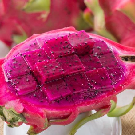 一级超甜红心火龙果 果色泽鲜艳、肉质细嫩、