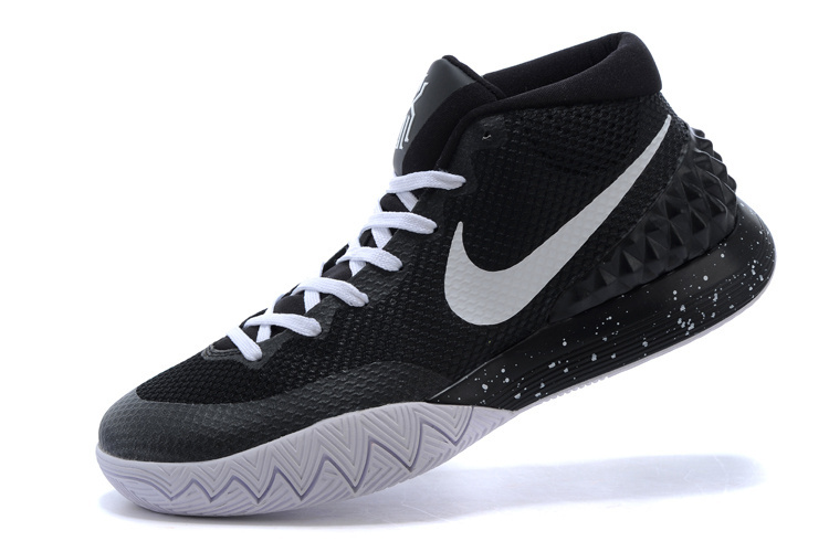nike kyrie1 耐克篮球鞋 欧文1代 黑白 【真华堂】官网同步 专柜品质
