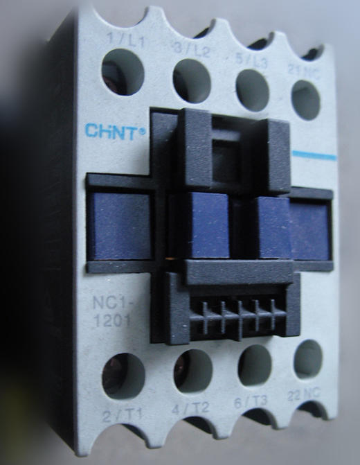 正泰交流接触器CJX2-1201  220V 5只/盒 商品代码62001 商品图0