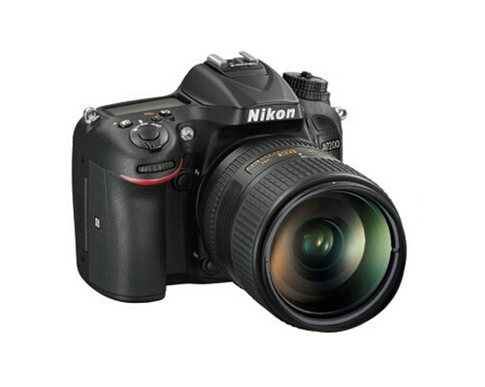 尼康d7200/18-200套机