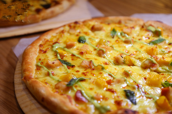 芥末超级海鲜披萨