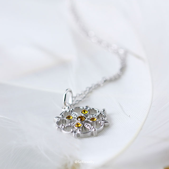 关于jewelry雪花吊坠的信息