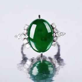 铂金镶钻天然翡翠戒指