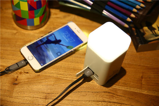 （永久下架）黑鹿丨小方快充便携灯 商品图3