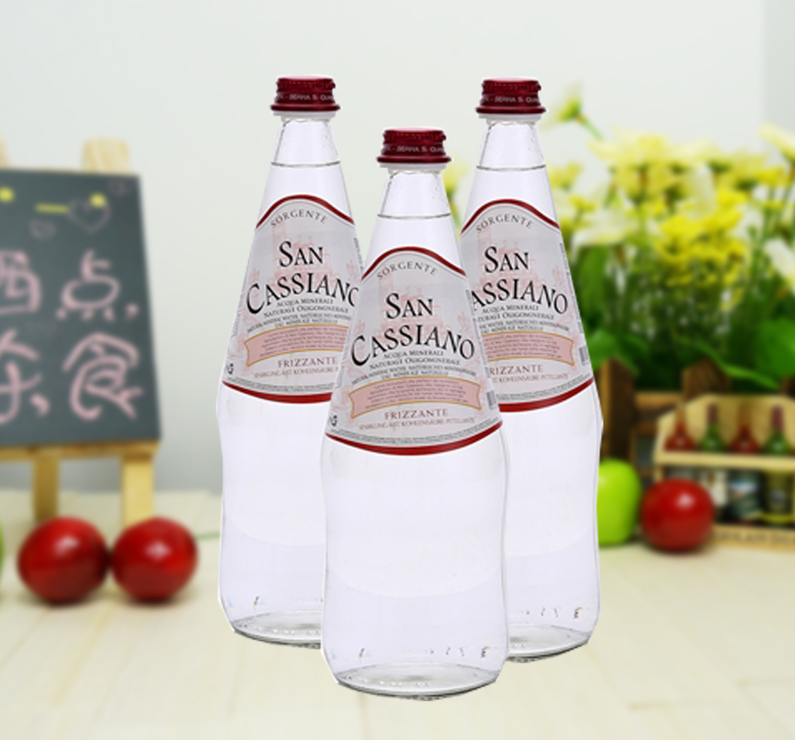 意大利进口 卡萨充气天然矿泉水(瓶装)750ml