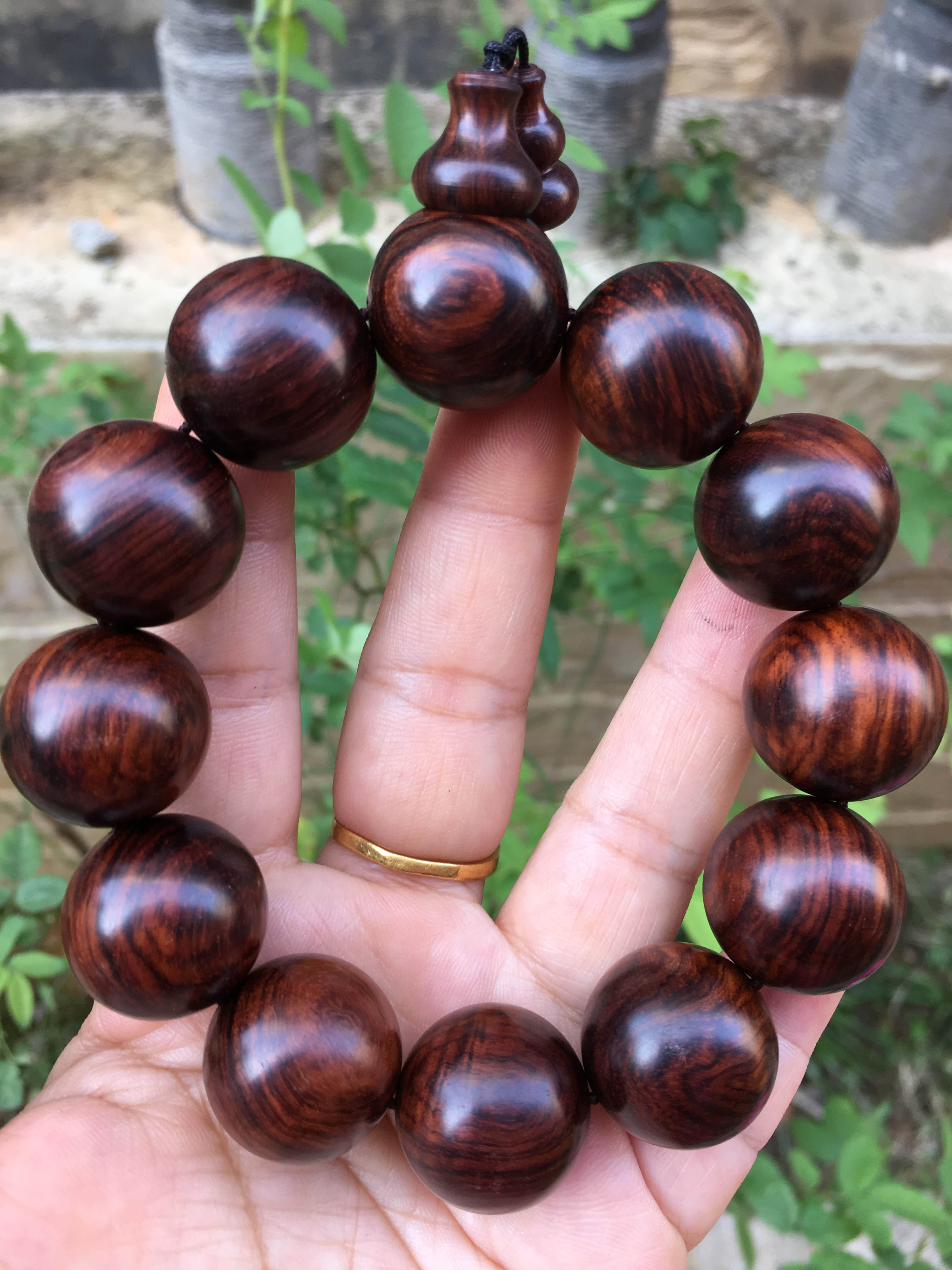 0紫油梨老料小水波纹手串