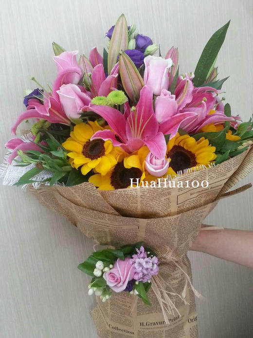 欣欣丨百合向日葵玫瑰混合花束 商品图3