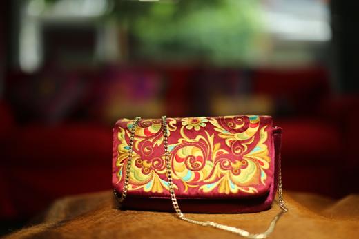 山谷居民品牌时尚苗绣单肩包/手提包 - 福锦 商品图0