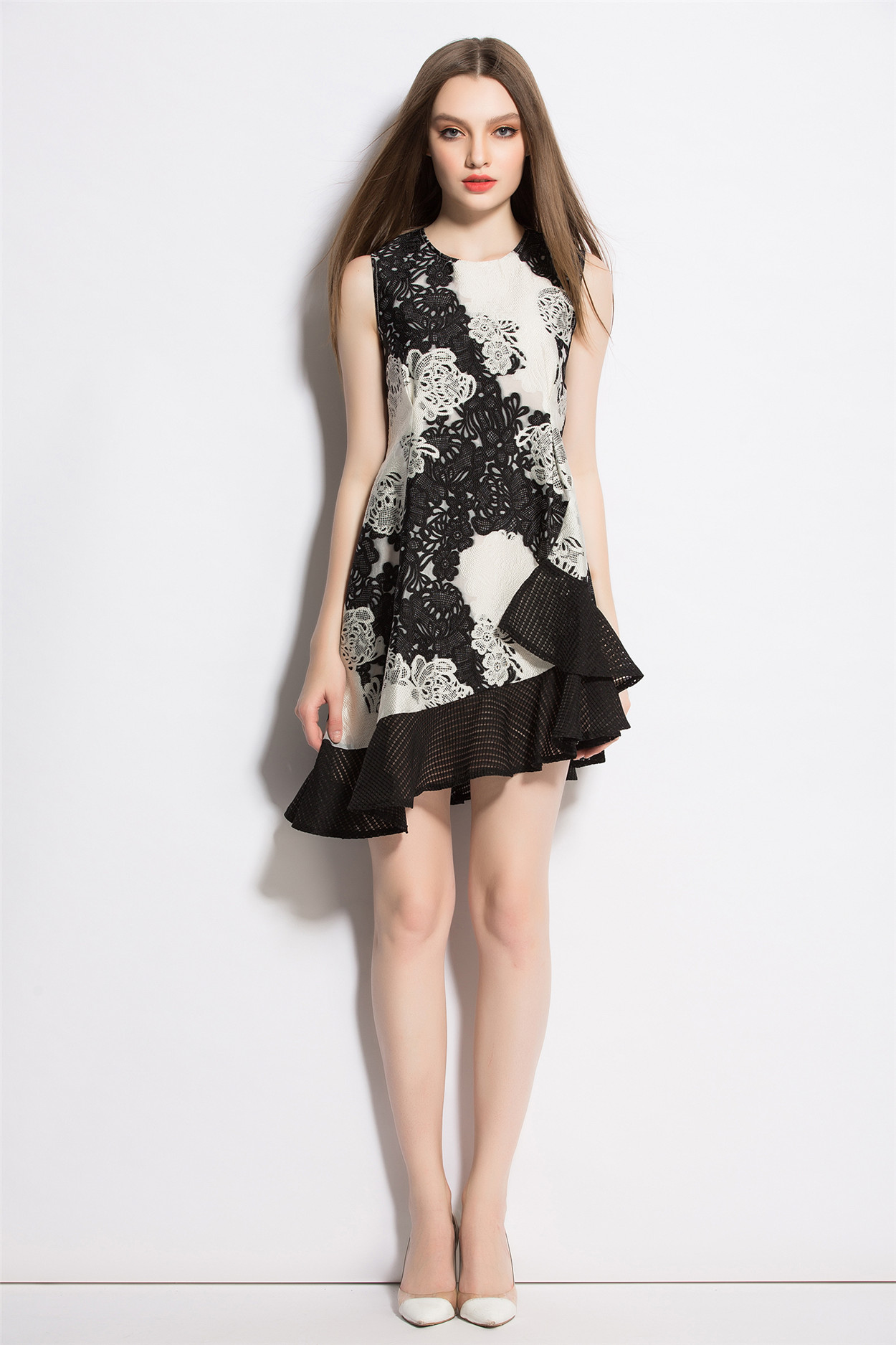 o女装街曼妙(linda),理性(ula),平和(olivia)三条商品设计主题,传播