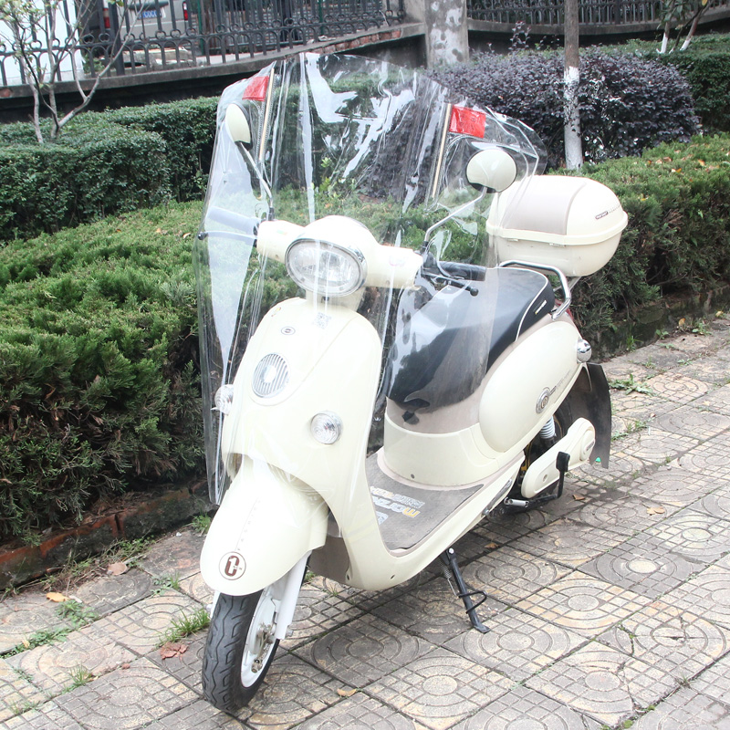 电动车摩托车电瓶三轮车通用 高清前挡风板挡雨板pvc胶片挡风被