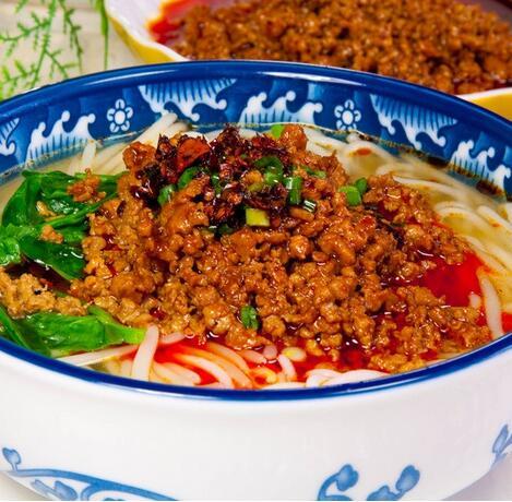 杂酱米线中碗,免费配送,现烧现做,可口美味!