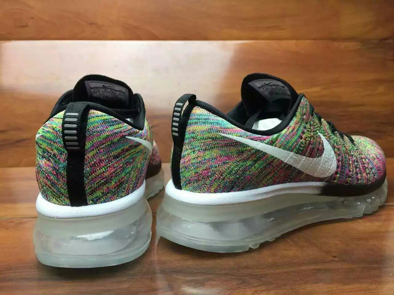 飞线系列 nike flywire 全掌气垫 跑步鞋 女款 多彩色