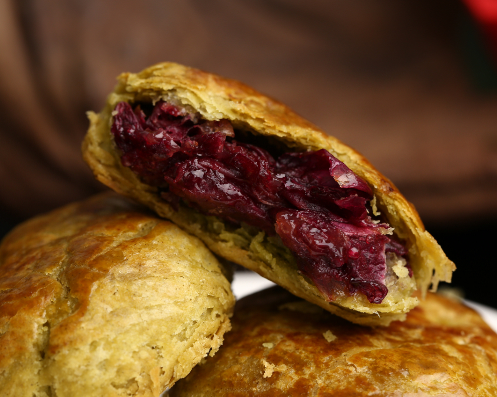 彩云吉沁鲜花饼礼盒套装