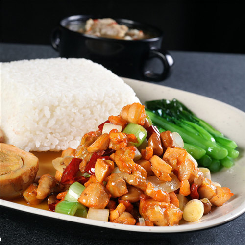 【情缘巴士站】宫保鸡丁饭 1份