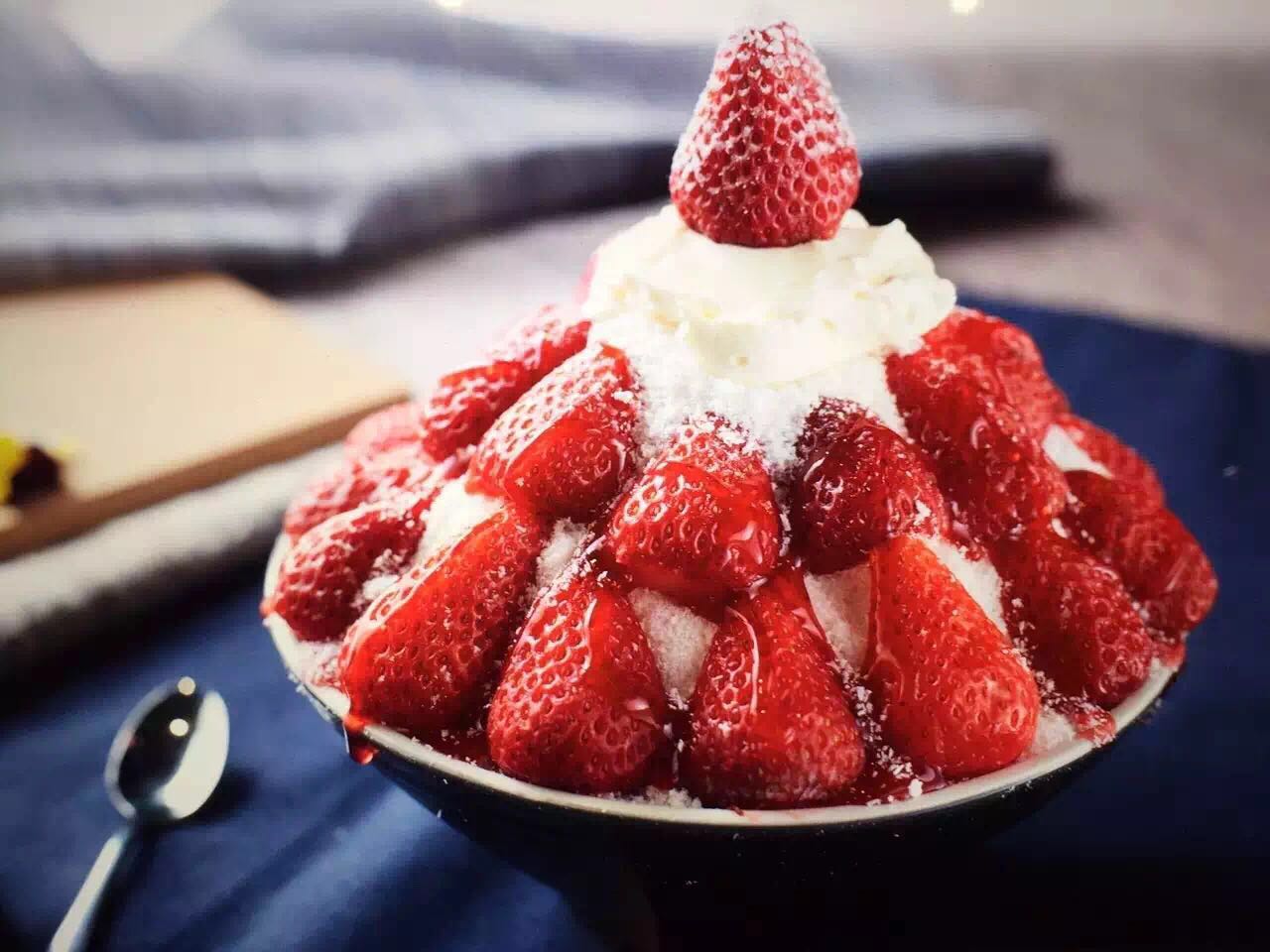 悦刻无限草莓雪冰图片