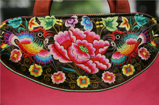 山谷居民品牌时尚苗绣单肩包/手提包 - 花海 商品图2