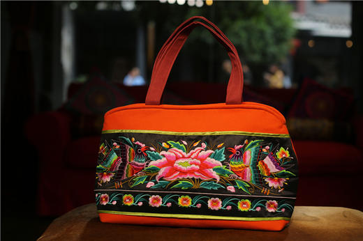 山谷居民品牌时尚苗绣单肩包/手提包 - 花田 商品图1