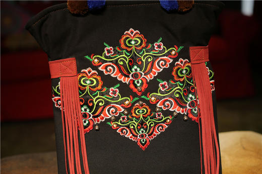 山谷居民品牌时尚苗绣单肩包/手提包 - 梦里生花 商品图2