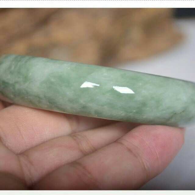 正品a货天然贵州玉手镯