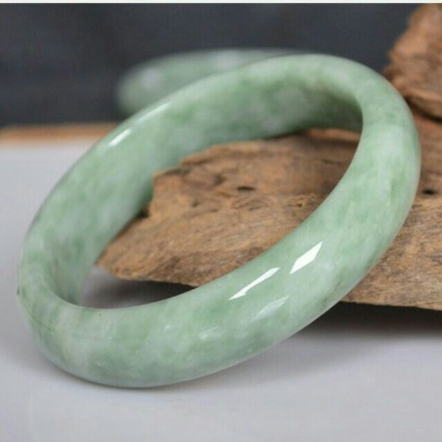 正品a货天然贵州玉手镯